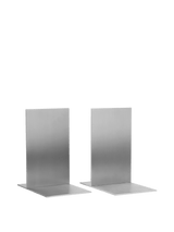 Zwei Lager Buchstützen aus Aluminium nebeneinander in Frontalansicht
