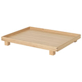 ferm LIVING Bon Holztablett in Eiche natur von oben vor weißem Hintergrund