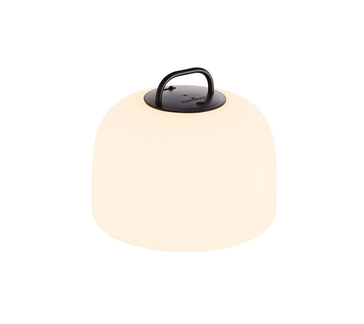 Nordlux Kettle To-Go 22 Akkuleuchte mit weißem Schirm und schwarzem Deckel vor weißem Hintergrund